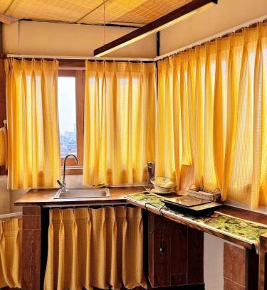 Quan Hoa Apartment | Hai Street 1004QH