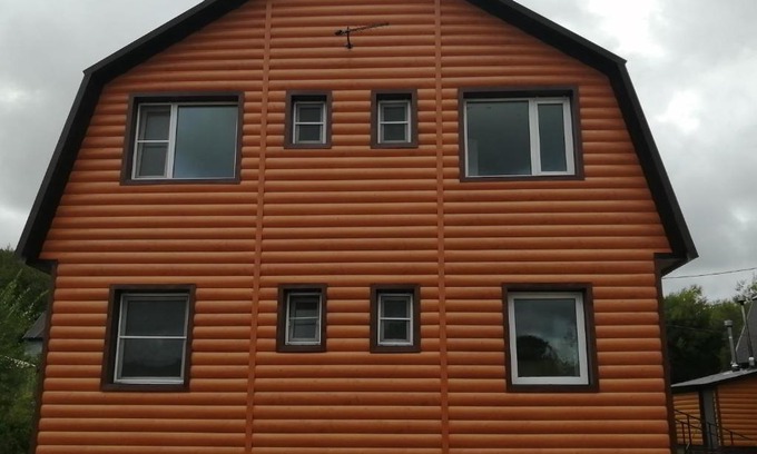 Petropavlovsk-Kamchatskiy Bed & Breakfast | Halaktyrsky Dom