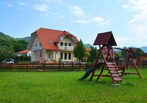 Praid House | Halasto Pension