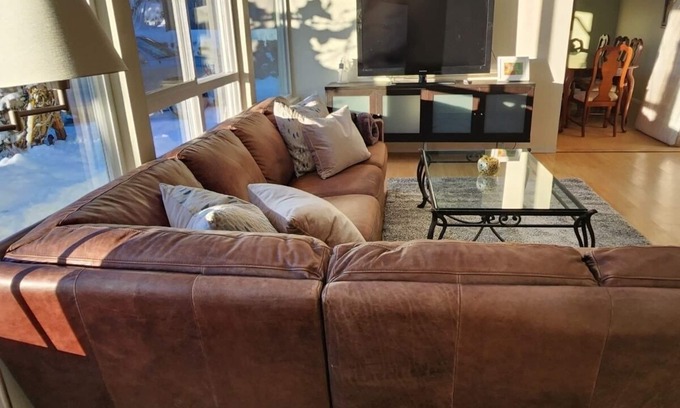 District of North Vancouver Bed & Breakfast | Half Acre of amazing privacy in Lynn Valley North Vancouver, BCnnSerenity