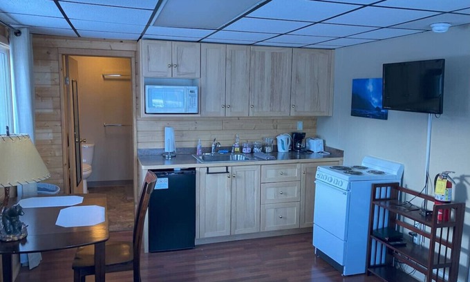 Seward Apartment | Halibut House Unit 3