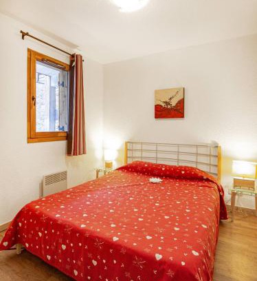 Orelle Apartment | Hameau 3 002 - SPA & PISCINE appartement 4 pers