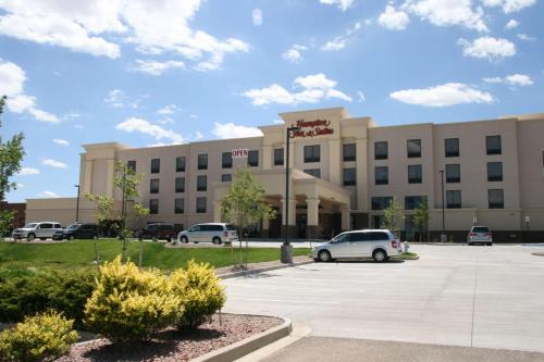 Pueblo Hotel | Hampton Inn and Suites Pueblo/North