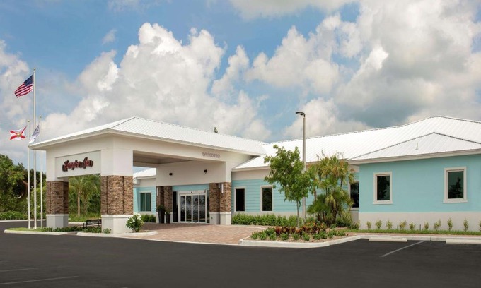 Marathon Hotel | Hampton Inn Marathon - Florida Keys