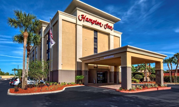 Davenport Hotel | Hampton Inn Orlando-Maingate South