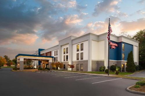 Hollins Hotel | Hampton Inn Roanoke/Hollins - I-81