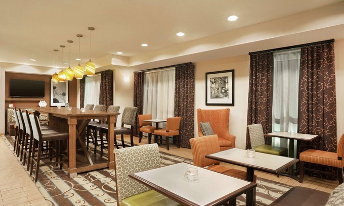 Shawnee Hotel | Hampton Inn Shawnee