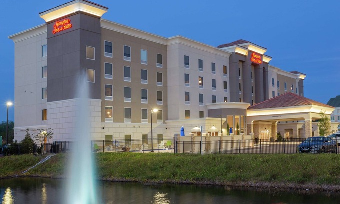 Orange Park Hotel | Hampton Inn & Suites Jacksonville/Orange Park