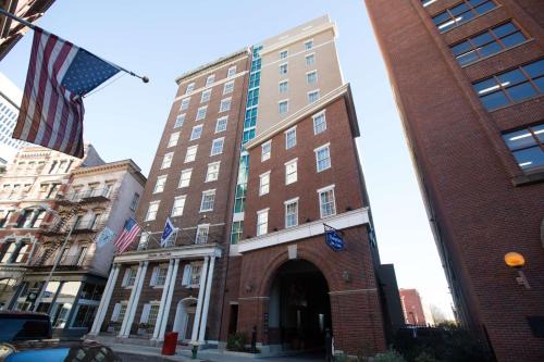Downtown Hotel | Hampton Inn & Suites Providence Downtown