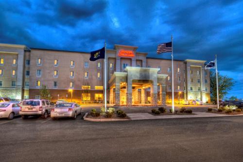 Rochester Hotel | Hampton Inn & Suites Rochester/Henrietta