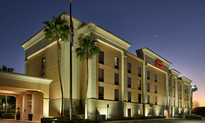Port Saint Lucie Hotel | Hampton Inn & Suites Port St. Lucie, West
