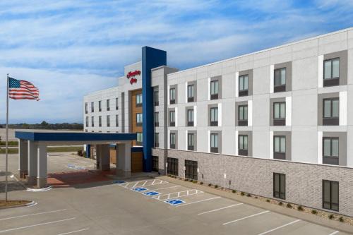 Waterloo Hotel | Hampton Inn Waterloo