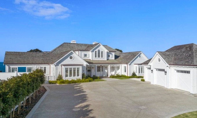 Mairangi Bay Apartment | Hampton on View, Luxury Clifftop in Campbells Bay