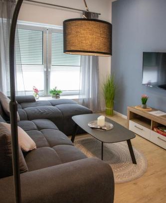 Wolfsburg Apartment | HANNIBAL - Design Apartment Lilie 2, VW Nähe, Parkplatz, Küche, HighSpeed-WLAN, Fitness, Solarium