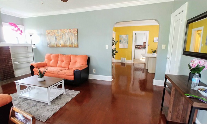 Old Brooklyn Apartment | Happy Hideaway Old Brooklyn #2