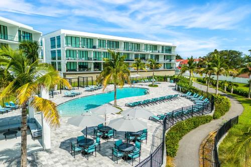 Melbourne Beach Apartment | Harbor Island Beach Club 205