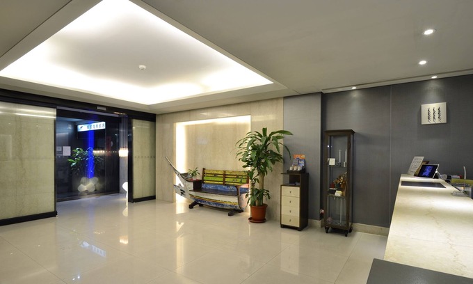 Ren'ai District Hotel | Harbor View Hotel