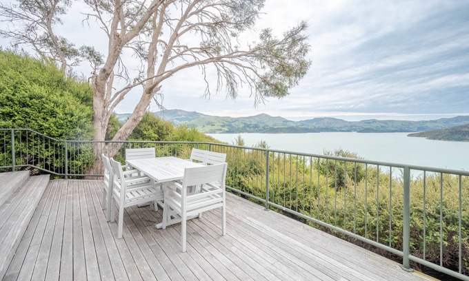 Akaroa House | Harbour Haven - Akaroa Holiday Home