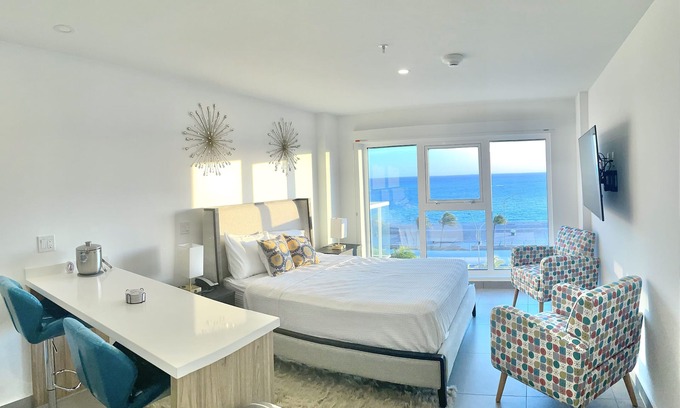 Oranjestad Apartment | Harbour House Downtown Hypnotic Ocean View Condo off the Caribbean Sea
