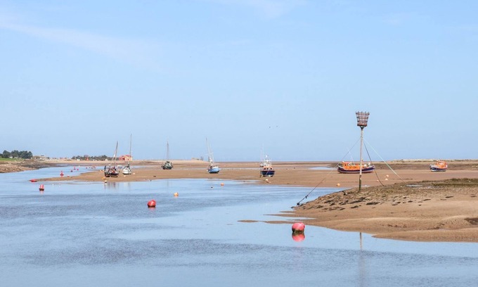 Wells-next-the-Sea Cottage | Harbour Place