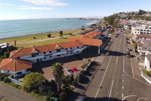 Ahuriri Hotel | Harbour View Motel on Ahuriri Beach in Napier NZ with sea view suites