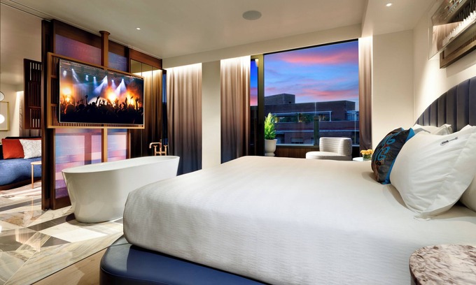 Palos de la Frontera Hotel | Hard Rock Hotel Madrid