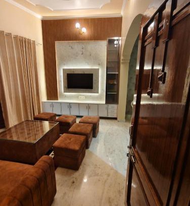 Mathura Villa | Hare Krishna Homestay