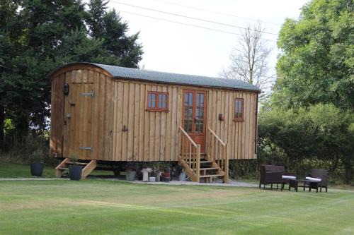 Truro House | Hare's Hut