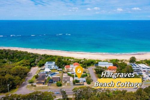 Noraville House | Hargraves Beach Cottage 50 meters to the beach