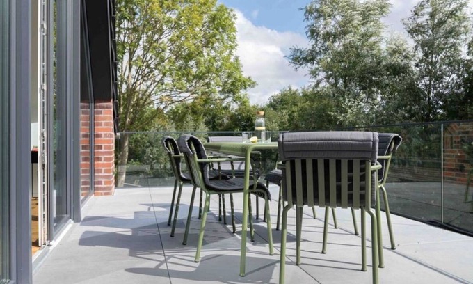 Neufunnixsiel House | Harlepadd 3c Modern retreat