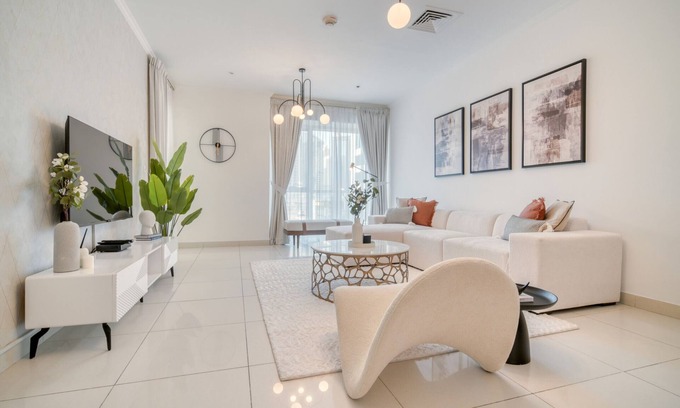 Jumeirah Lake Towers Apartment | Harmonious 1BR at Al Shera Tower JLT by Deluxe Holiday Homes
