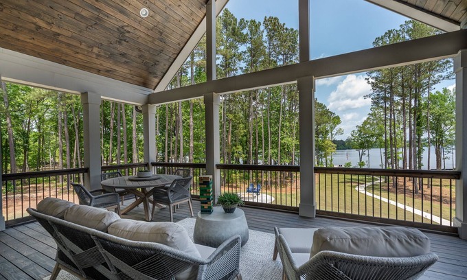 Lake Oconee House | Harmony Bay Breathtaking Lake View with pool