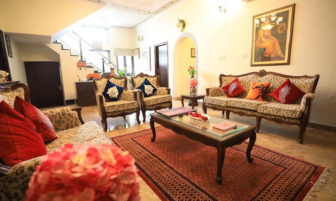 Jaipur District Bed & Breakfast | Harnawa Haveli - Home Away from Home