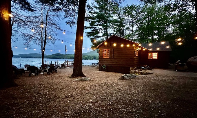 Alton Bay Cottage | Harold's Camp: The cutest waterfront right on Lake Winnipesaukee ⚓️