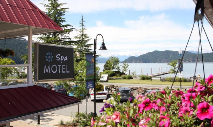 Harrison Hot Springs Hotel | Harrison Spa Motel
