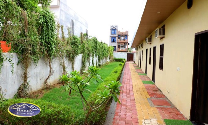 Taj Ganj House | Harry Home Stay