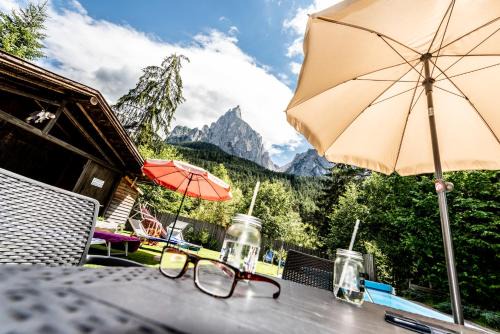 Siusi Apartment | Haus Bergfrieden Seiser Alm