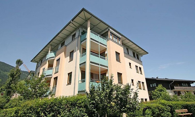 Schuttdorf Apartment | Haus Kitzsteinhorn by Interhome