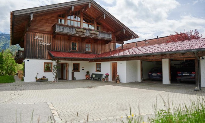 Groissenbach Hotel | Haus Lofertal