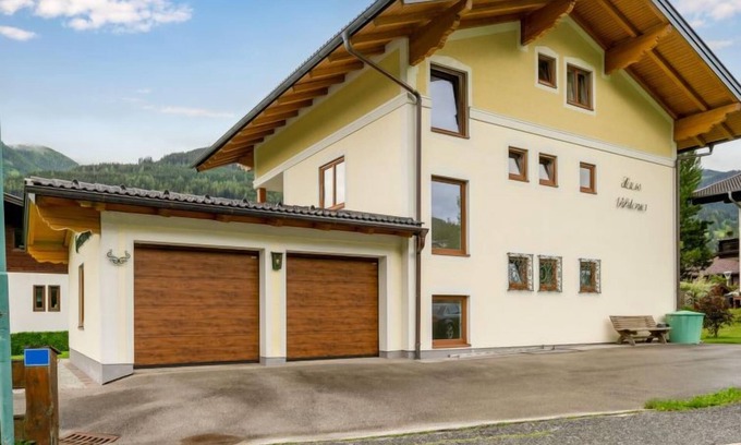 Gries Apartment | Haus Viktoria by Interhome