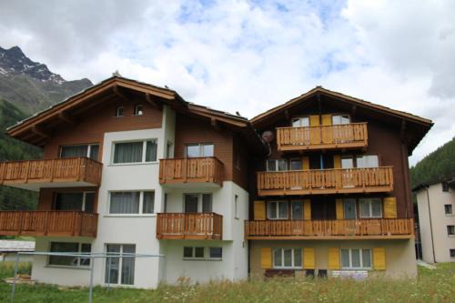 Saas Grund House | Haus Weideli, Dammstrasse 7