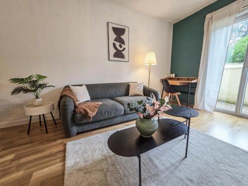 Bergerac Apartment | Haussmann - T3 - Centre - Terrasse & Parking