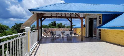 Vieux-Fort Villa | Haut De Villa Corossolier