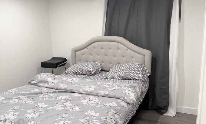 Fort Gary House | Haven in the Prairies (2BR Suite)