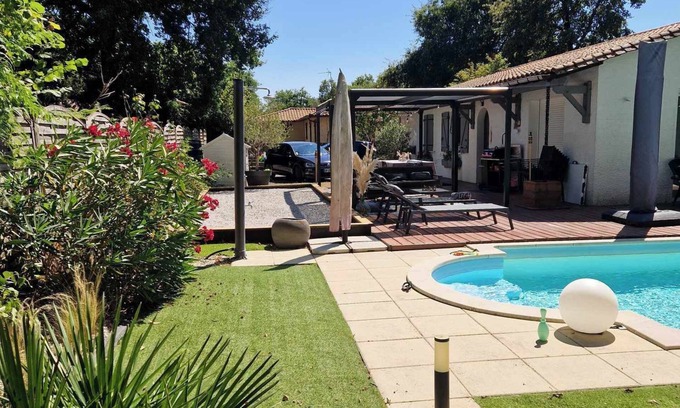 Saint-Medard-en-Jalles House | Haven of peace with heated pool, 30 minutes from Bordeaux and the ocean.