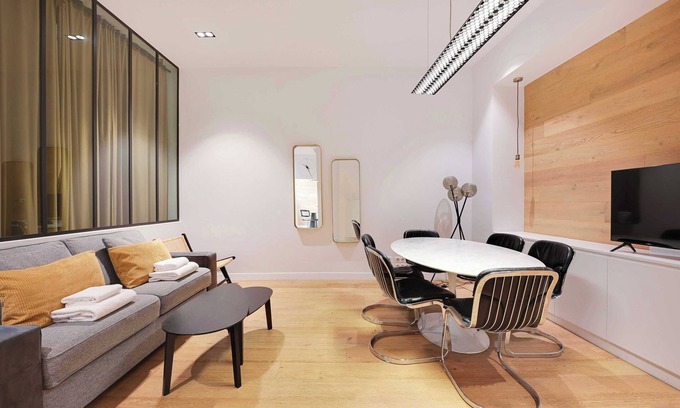 Chaussee-d'Antin Apartment | Haven of peace-2BR/4P- Opera Garnier/Madeleine