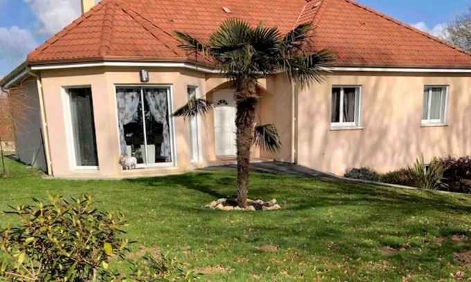 Saint-Sulpice-le-Gueretois House | Havre de Paix Dans un Joli Petit Coin de Verdure