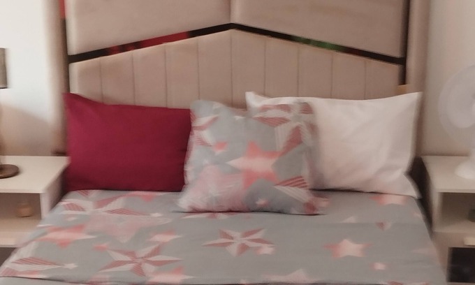 Chevilly-Larue Apartment | Havre de Paix 2 Lits Doubles, une Toilette, Cuisine, Salle de Bain Indépendants