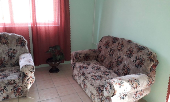 Roseau Apartment | HazelWood Cottage: Beautiful Caribbean Sea views, in a comfortable space.