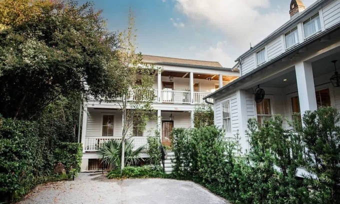 Cannonborough Elliotborough House | Heart of Downtown - All En-suites baths!